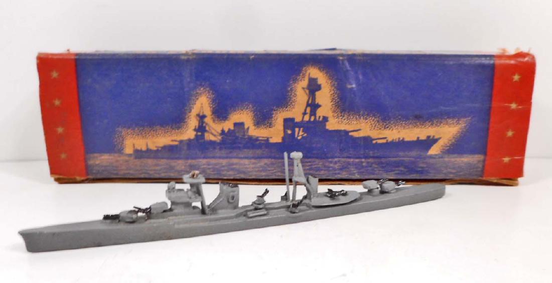 VINTAGE WARSHIPS OF THE WORLD AUTHENTIC SCALE MODEL IN: Comet Ship 5.5" long