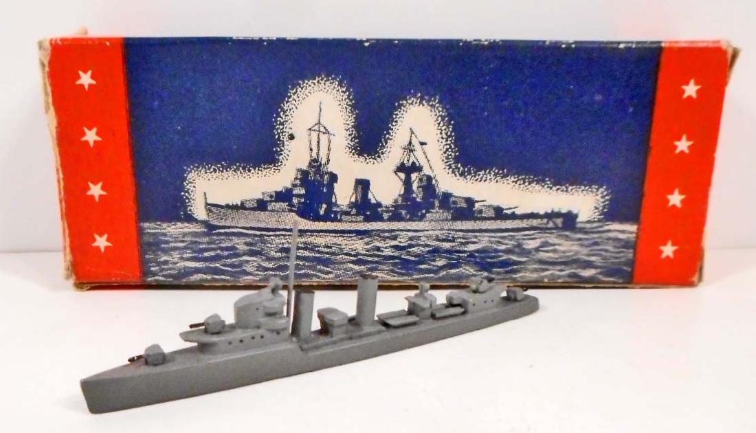 VINTAGE WARSHIPS OF THE WORLD AUTHENTIC SCALE MODEL IN: Hero Ship 3.25" long