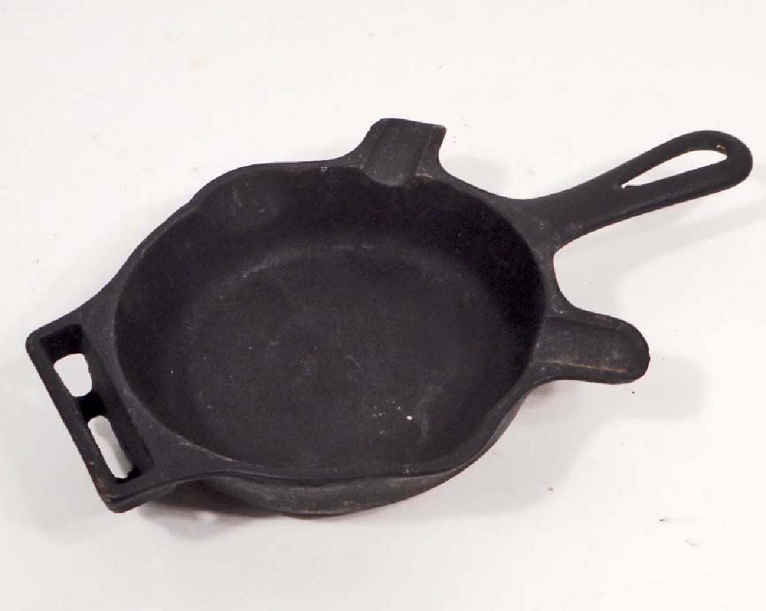 ANTIQUE CAST IRON GRISWOLD ASHTRAY MATCH HOLDER PAN: 6.75" long. Marked on the back