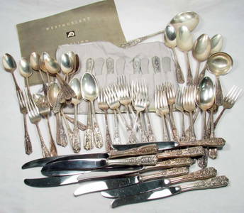 118: 69 PIECE WESTMORELAND STERLING SILVER  SILVERWARE 