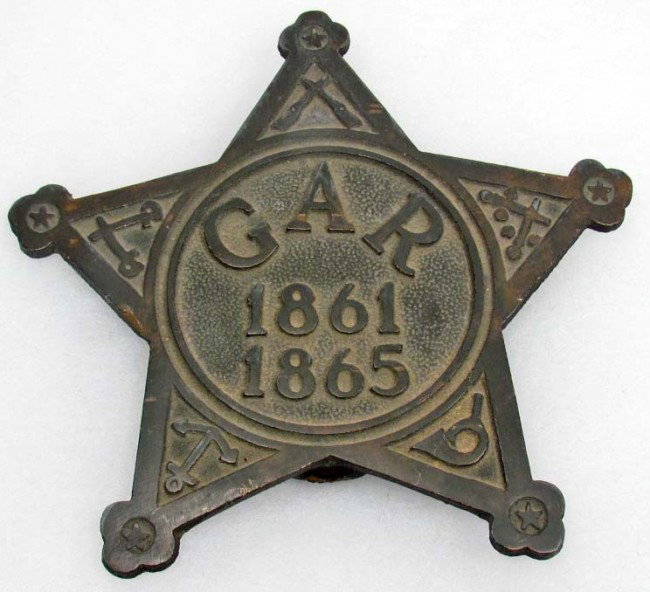 1861-1865 CIVIL WAR GAR FLAG POLE TOP: Approx. 6.5" by 5.5".