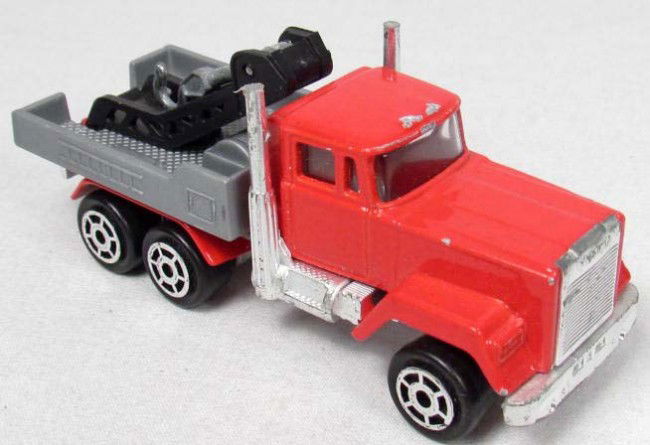 majorette tow truck