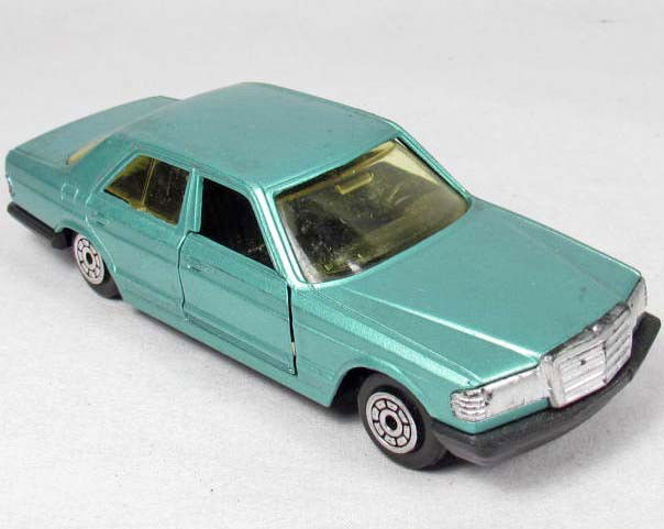 JET CAR DE NOREV MERCEDES 280 METAL TOY CAR