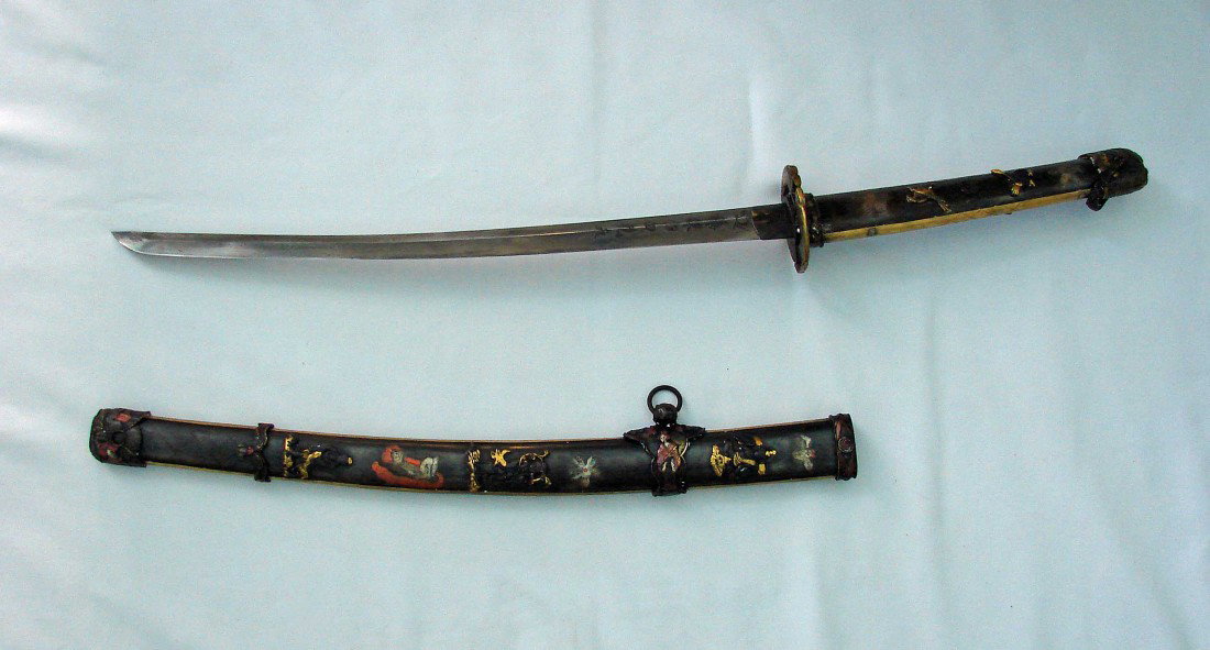 MWFSK2 - Vintage Japanese Samuri / Katana Sword, e: Vintage Japanese Samuri / Katana Sword, excetptionally detailed Budda Saya, signed blade. The Japanese sword was known as the Samurai sword all of the world , which is a kind of superb weapon. The fir