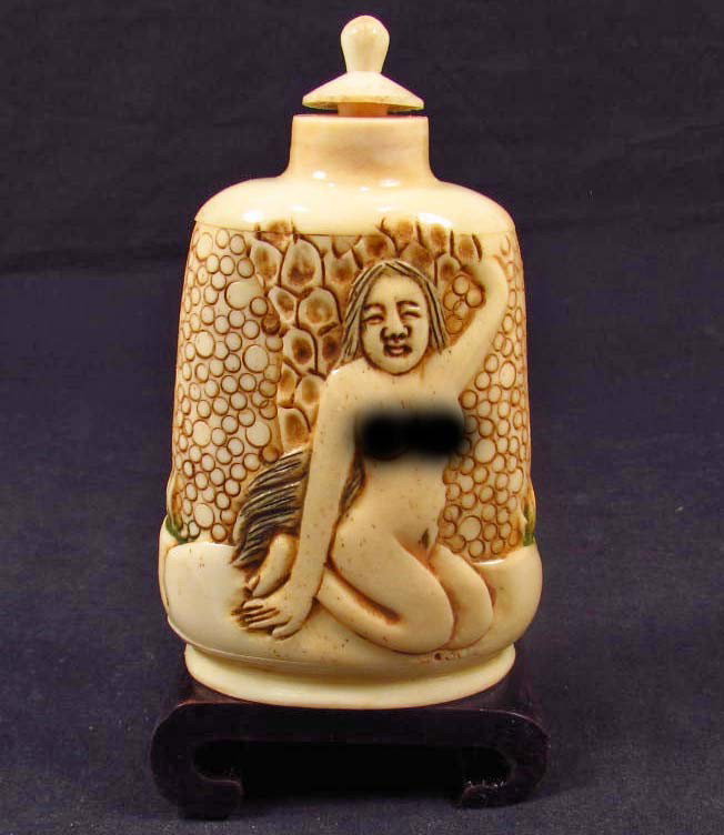 CARVED OX BONE SNUFF BOTTLE