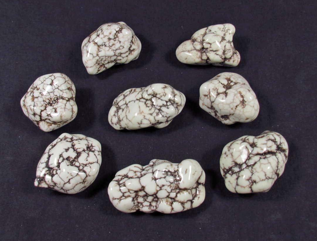 LOT OF APPROX. 540 GRAMS OF WHITE TURQUOISE NUGGET