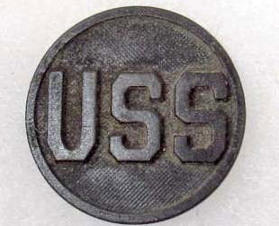 US ARMY UNITED STATES SCOUT USS EM COLLAR DISC: Measures 1" in diameter. Has a screw mount post & nut on the back. For an enlisted man.
