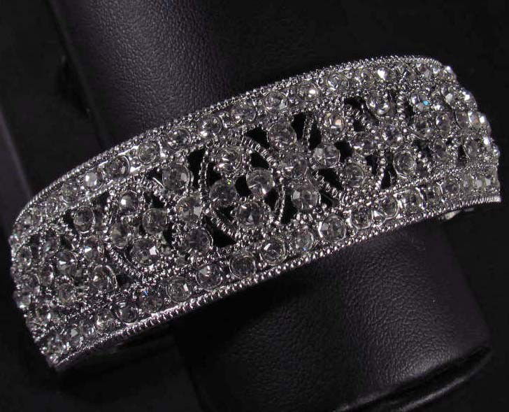 63 - SWAROVSKI CRYSTAL HINGED BANGLE BRACELET: White GP, 1920's style