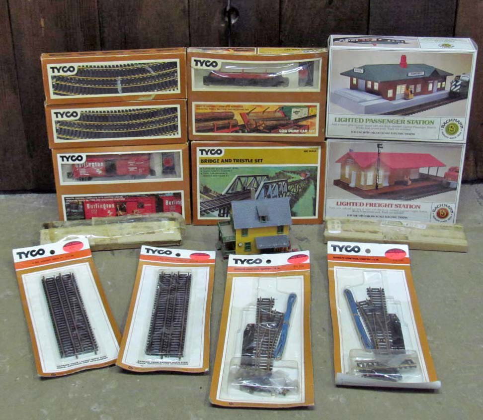 LOT OF TYCO TRAINS AND TRACK IN ORIGINAL BOXES