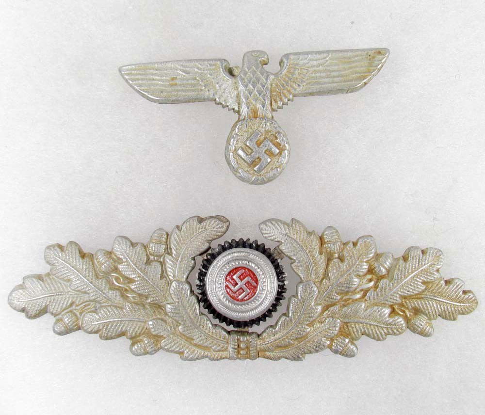SET OF GERMAN NAZI CAP BADGES: N/A