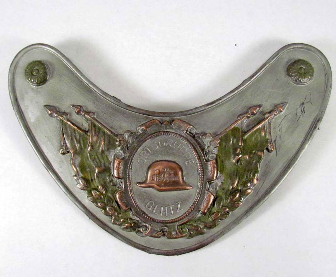 GERMAN NAZI DER STAHLHELM GORGET: N/A