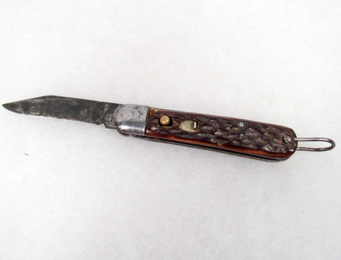 RARE US ARMY AIRBORNE PARATROOPER SWITCH BLADE COMB: Approx. 6 7/8" long overall. The blade is maker marked G Schrade B Fort CT Presto. The handles are elk horn antler. The swivel bail is attached. This was used by the 82nd & 101st Airborne Divisions. S
