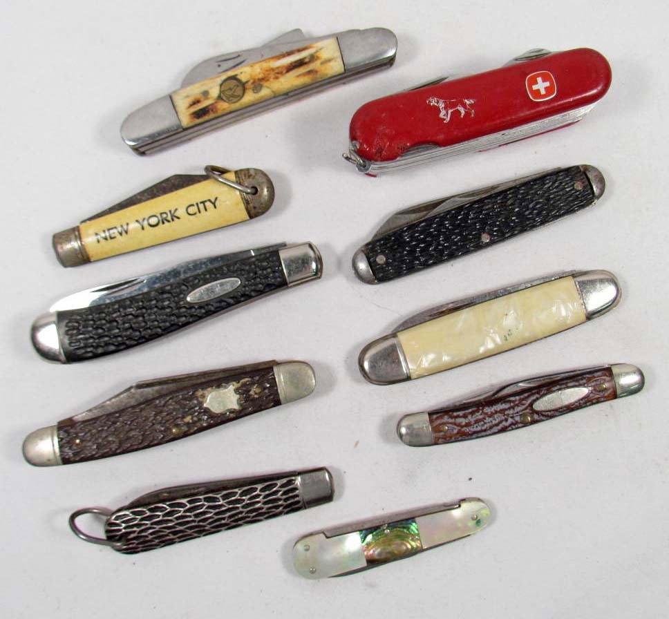 LOT OF 10 VINTAGE PICKET KNIVES: Incl. Metal, stag and plastic handles