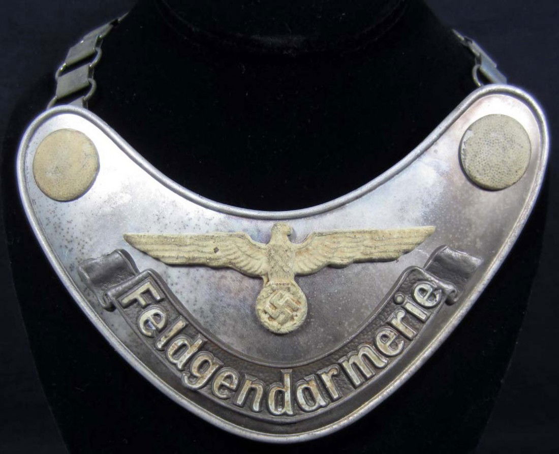 GERMAN NAZI FELDGENDARMERIE GORGET W/ CHAIN