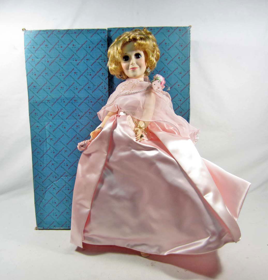 large madame alexander dolls
