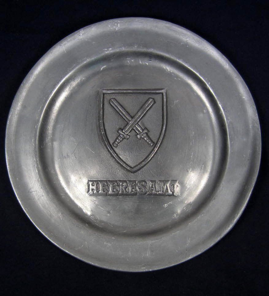 GERMAN NAZI ARMY HEERESAMT MILITARY WALL PLAQUE: Approx. 7 7/8" in diameter. Pewter construction.
