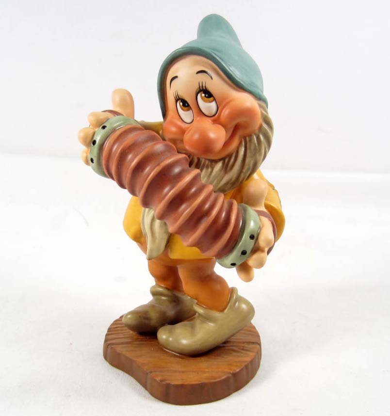 WALT DISNEY CLASSICS BASHFUL "AW SHUCKS" SCULPTURE : Bashful from Snow White and the Seven Dwarfs. Approx. 4.5" tall.