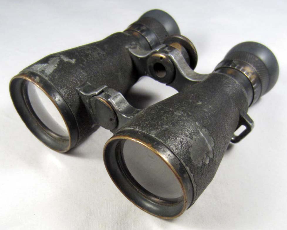 GERMAN NAZI FIELD ARMY OFFICERS MILITARY BINOCULARS: Approx. 4.5" by 4.5". Maker marked Emil Busch A C Rothenow Fernglas 08 No 6658. The optics need some tlc cleaning.