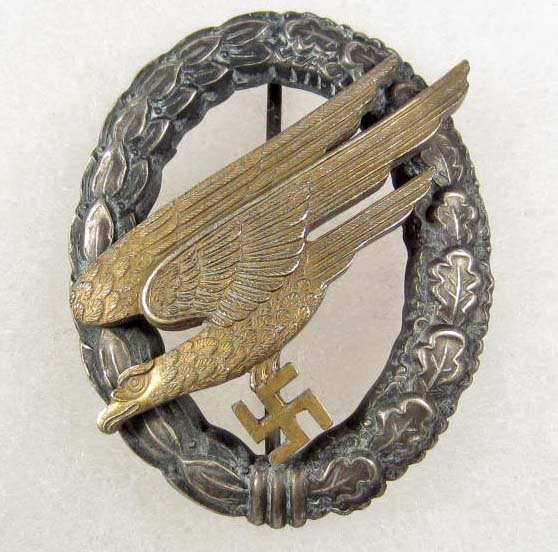 GERMAN NAZI LUFTWAFFE FALLSCHIRMJAGER PARATROOPER : Maker marked A for Assmann. Pinback. Two domed rivet construction.