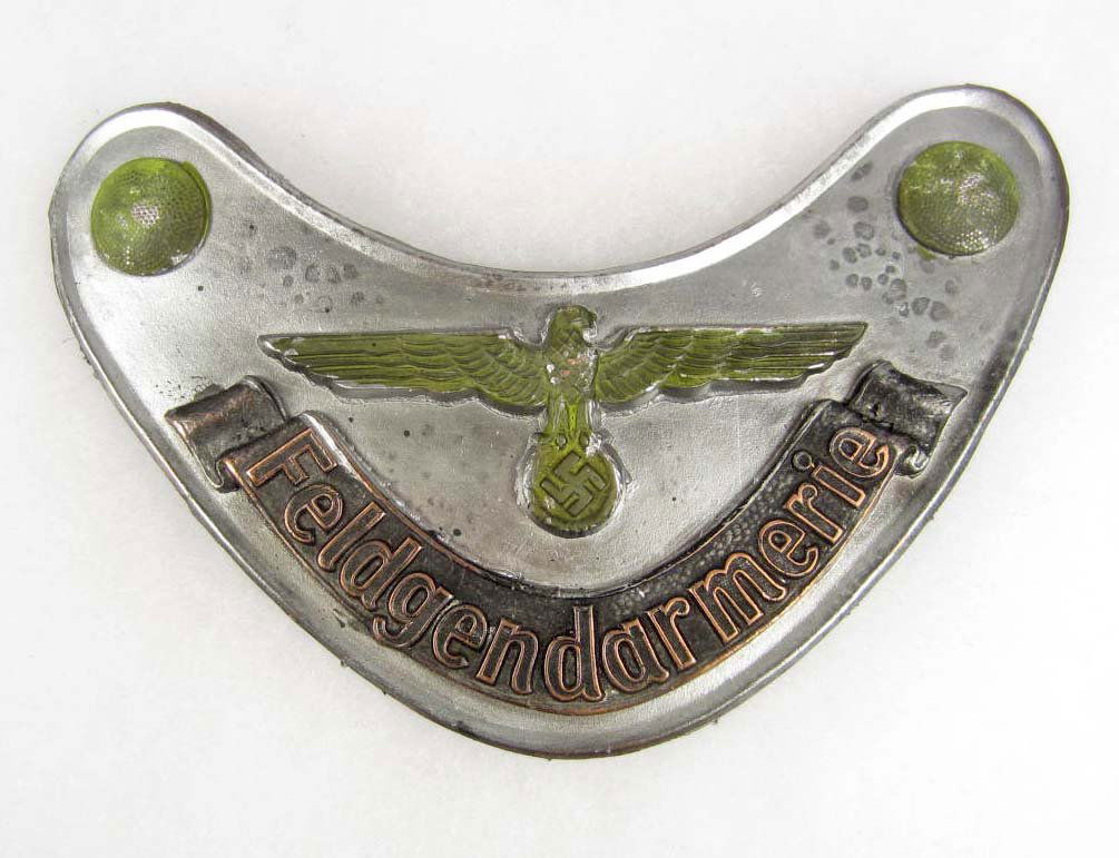 GERMAN NAZI FELDGENDARMERIE GORGET