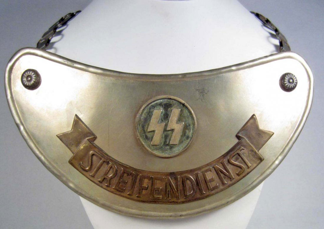 GERMAN NAZI STREIFENDIENST GORGET W/ CHAIN
