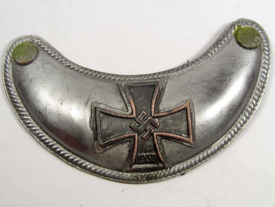GERMAN NAZI IRON CROSS WINNERS GORGET
