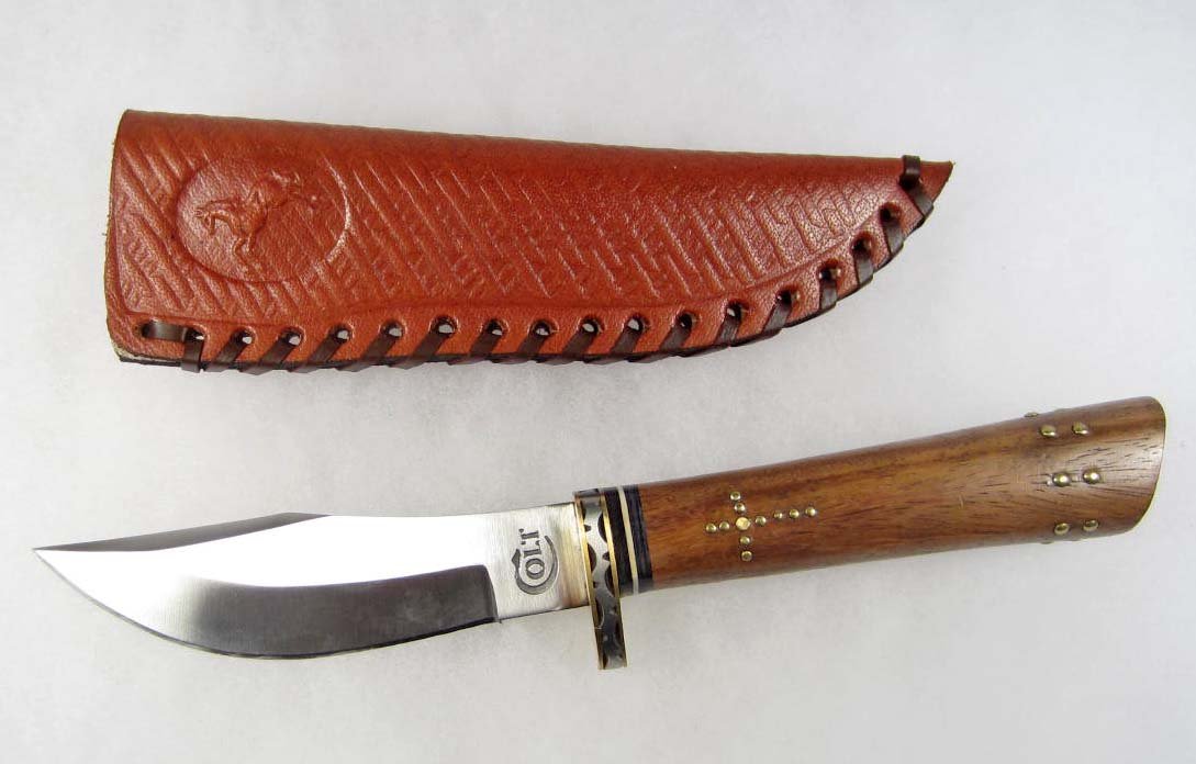 COLT HUNTING KNIFE W/ WOOD HANDLE AND SHEATH: Approx. 9" long overall