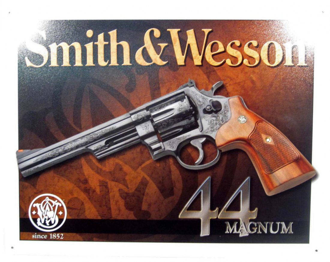 9986 - SMITH AND WESSON MAGNUM 44 METAL SIGN: APPROX 12.5 X 16