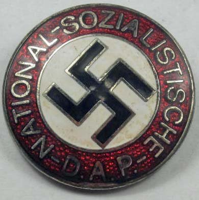 GERMAN NAZI DAP ENAMELED PINBACK: Maker marked RZM M1/72