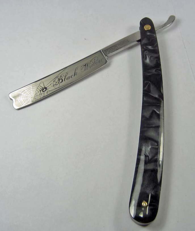 3681 - ROUGH RIDER BLACK WIDOW STRAIGHT RAZOR: approx 7 inches