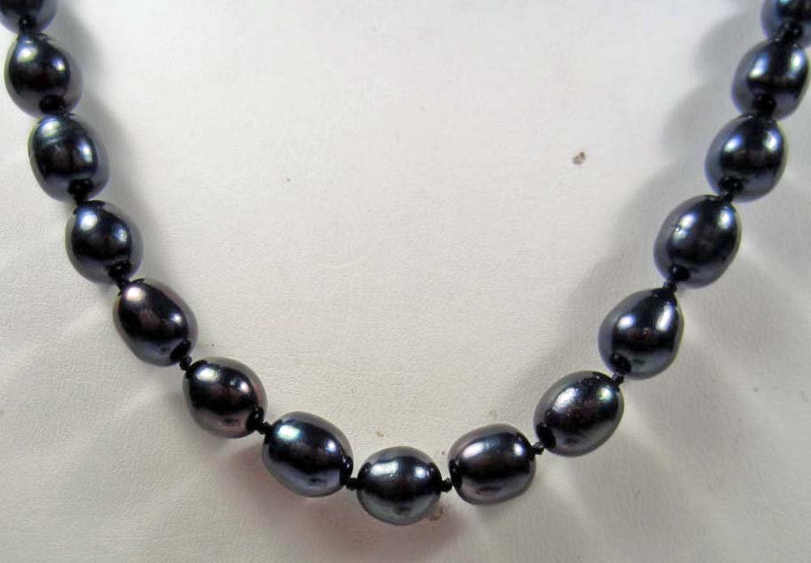4640 - 18 INCH TAHITIAN RICE BLACK PEARL NECKLACE: N/A