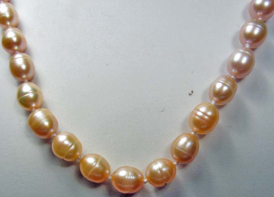 4650 - 17 INCH PURPLE TAHITIAN PEARL NECKLACE: N/A