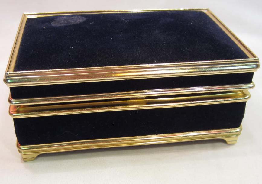 VINTAGE LADIES JEWELRY BOX: Has mirror on the inside lid. Brass and dark blue velvet