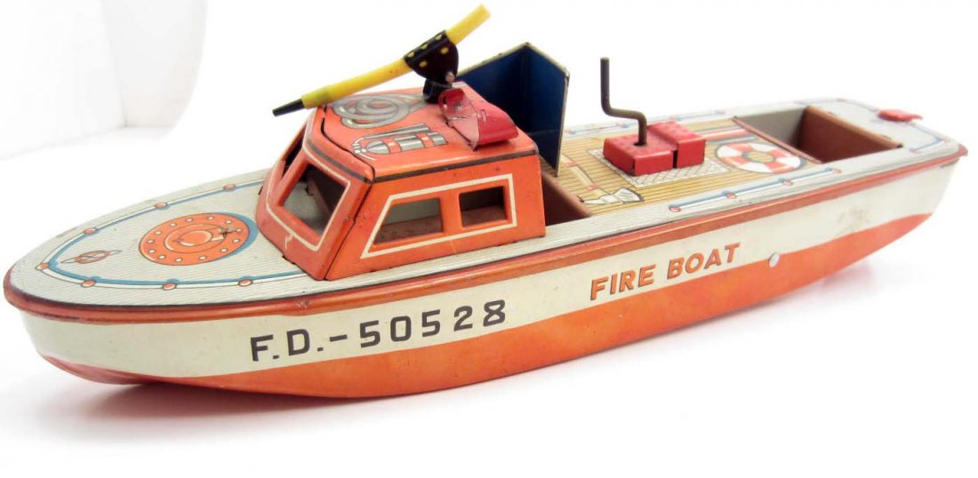 VINTAGE LINE MAR TIN FIRE BOAT TOY - WORKS: 11" long