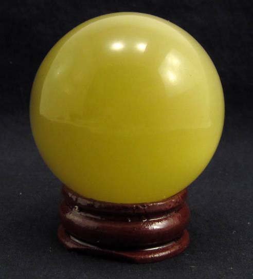 447 CT. CATS EYE CRYSTAL SPHERE BALL