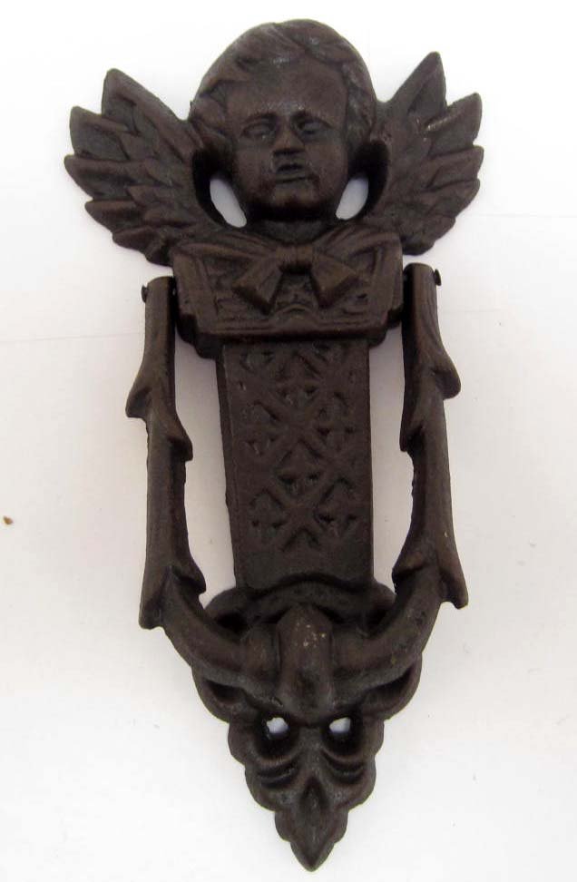 CAST IRON ANGEL DOOR KNOCKER: Approx. 8" tall