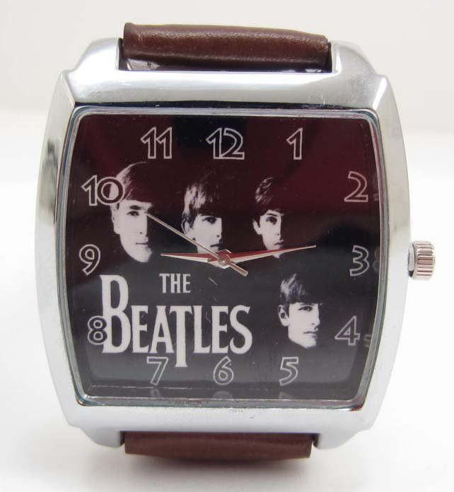 13585 - BEATLES SQUARE WRIST WATCH: N/A