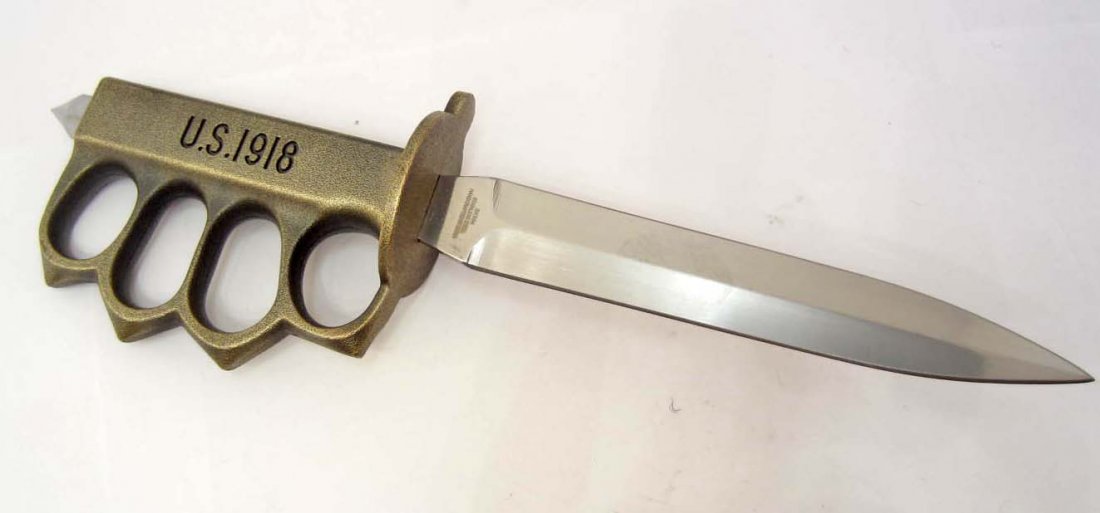 TRENCH KNIFE W/ BRASS KNUCKLE HANDLE Aug 25, 2013 Pioneer Auction