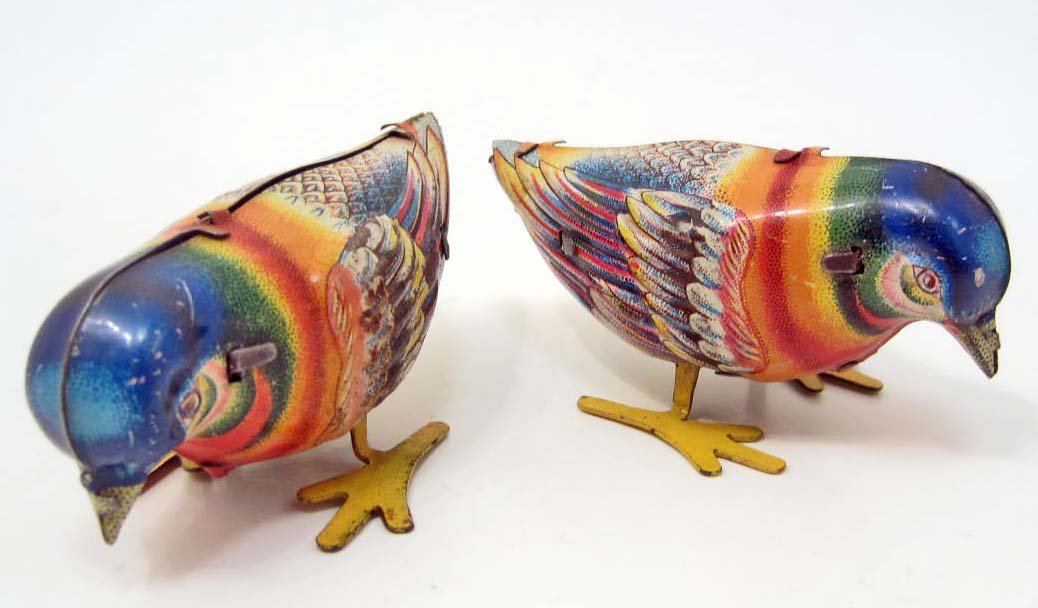 LOT OF 2 C. 1950'S TIN LITHO WIND UP PARROT TOYS: Made in Japan
