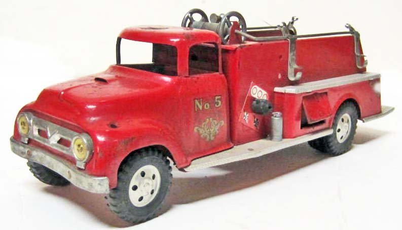VINTAGE C. 1950'S TONKA #5 METAL FIRE PUMPER TRUCK: Approx. 13" long