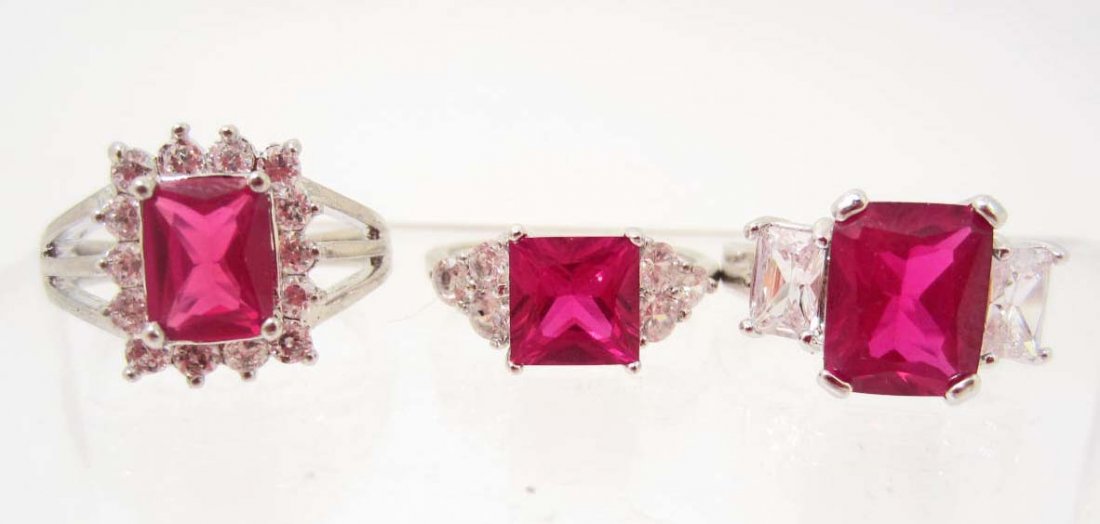 LOT OF 3 SILVER RED GARNET & TOPAZ RINGS: N/A