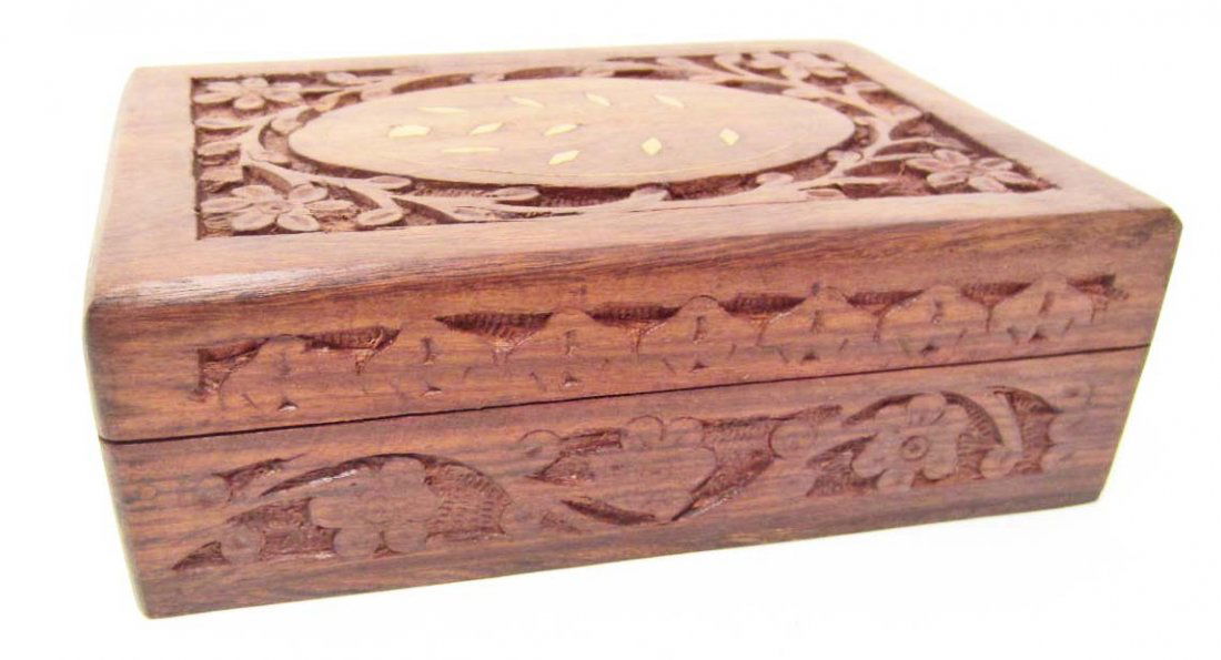 CARVED WOODEN JEWELRY BOX W/ ABALONE SHELL INLAY: 7" BY 5"