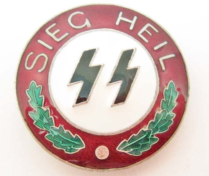 GERMAN NAZI SS SIEG HEIL ENAMELED BADGE: N/A