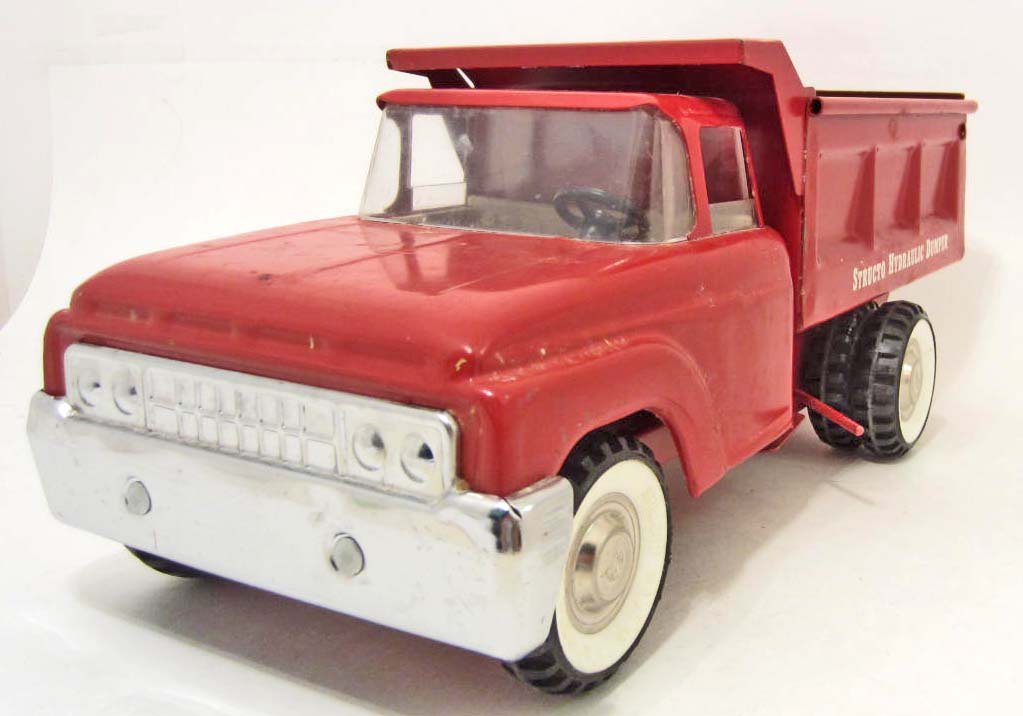 C. 1960'S STRUCTO HYDRAULIC DUMP TRUCK: Approx. 14" long