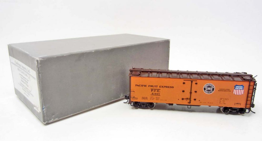 CHALLENGER IMPORTS PFE CLASS R-40 10 ICE REFRIGERATOR: approx : 6.5 inches