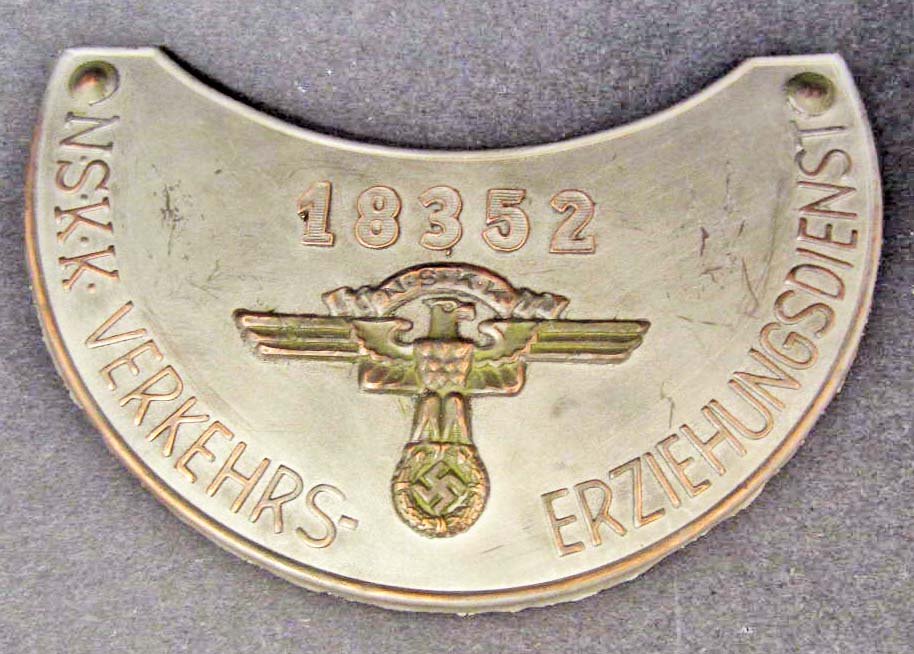 GERMAN NAZI NSKK GORGET: N/A