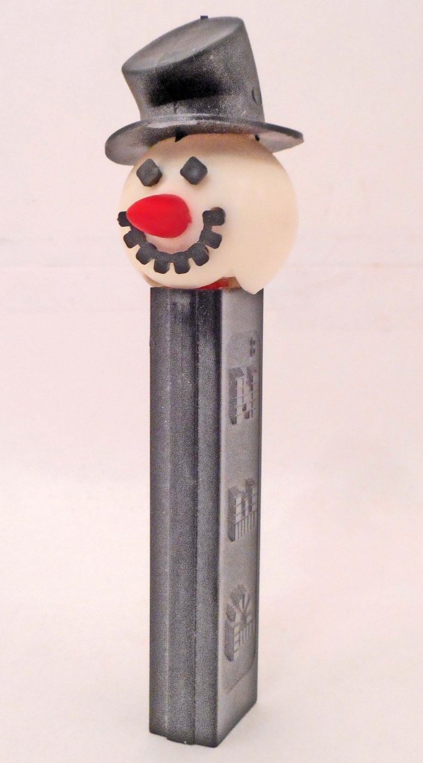 VINTAGE PEZ SNOWMAN W/ NO FEET: N/A