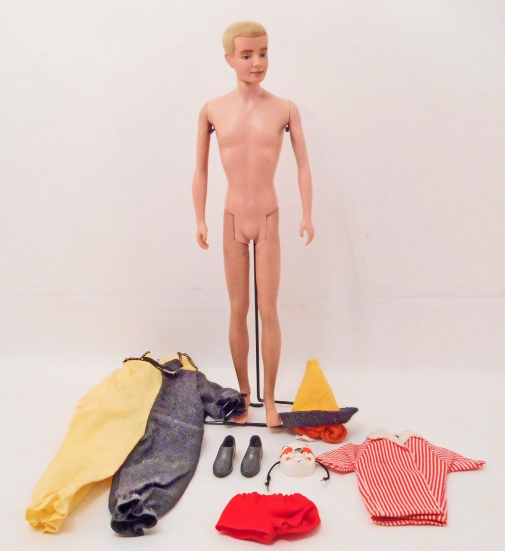 VINTAGE 1960'S BLONDE BARBIE KEN DOLL WITH CLOTHES: N/A