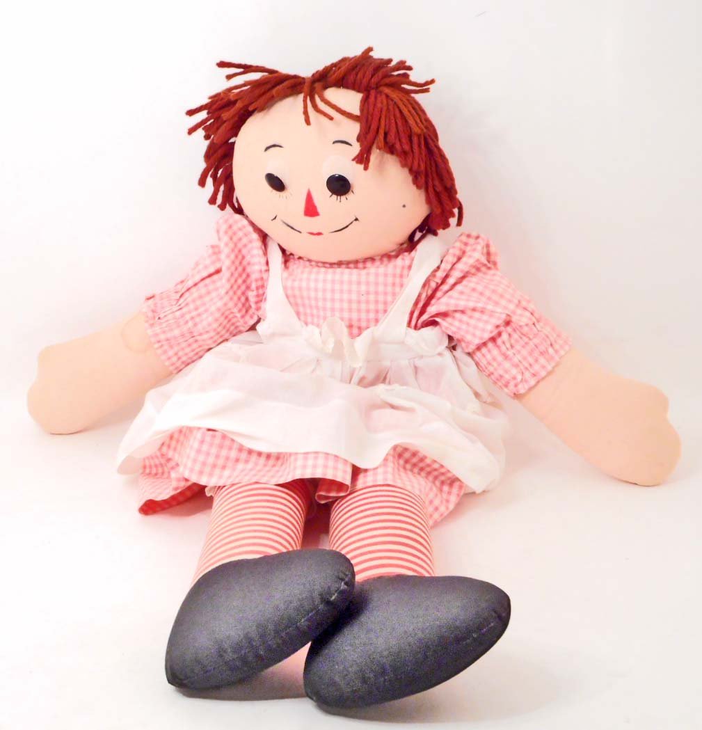 VINTAGE RAGGEDY ANN DOLL: Approx. 24" tall