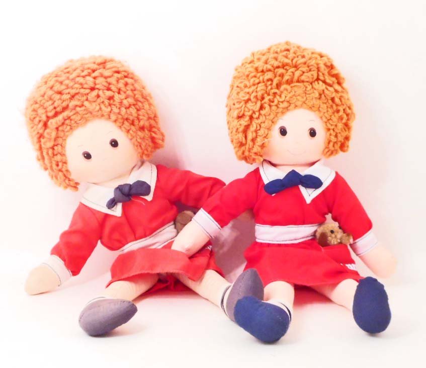 LOT OF 2 VINTAGE KNICKERBOCKER ANNIE DOLLS W/ SANDY (1 of 2)